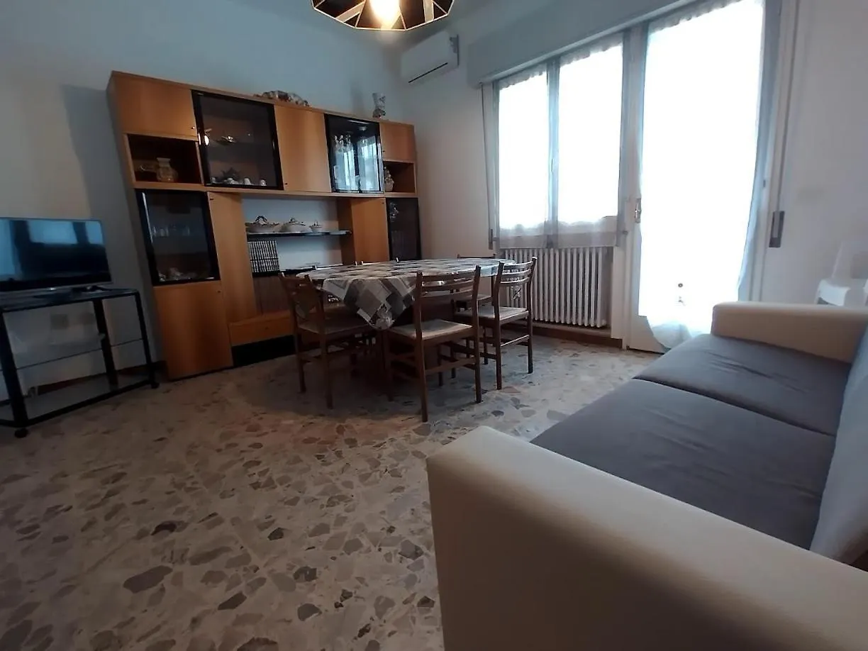 Apartment Cervia Appartamenti Mare Di Fronte Alla Spiaggia E Alla Pineta